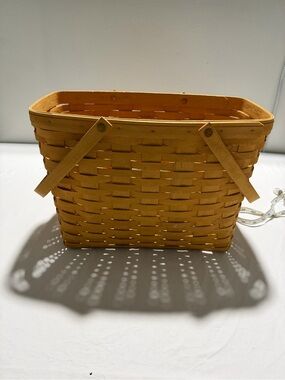 Vintage 90s Longaberger Woven Basket
